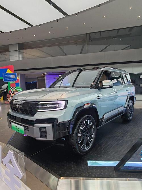 惠州247比亚迪方程豹硬派越野的爆款，英菲尼迪35周年与你共成长